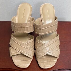 Ann Taylor Tan Croc-Patterned Sandals